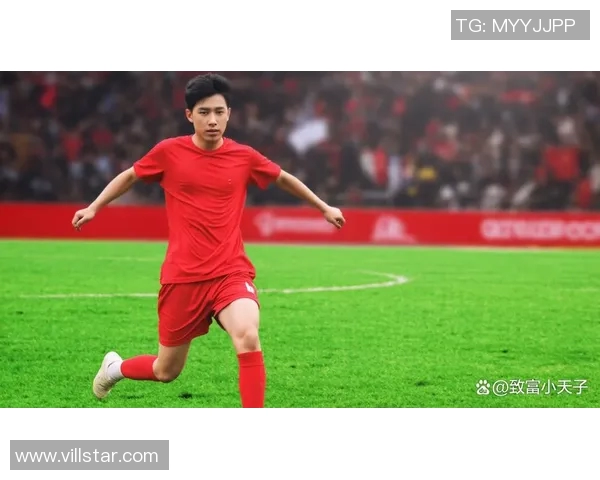 聚焦足球明星赛后采访全面解读球员心声展现竞技激情与团队精神