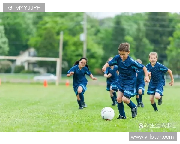 二选一足球球星对比大全 各大球星谁更强 谁能称霸绿茵场