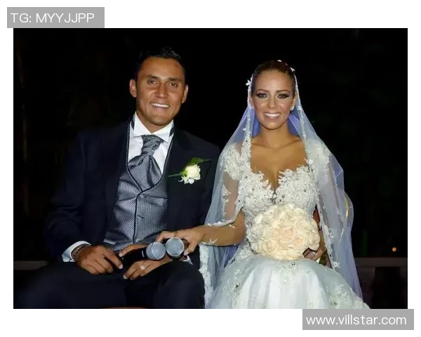 默默戴戒指的足球球星背后的爱情故事与信念传承