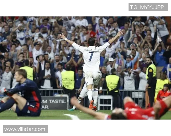 C罗卡签名商品引发热潮球迷争相抢购限量珍藏版产品 C罗卡签名商品引发热潮球迷争相抢购限量珍藏版产品